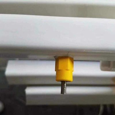 25mm rura kwadratowa linia do picia drobiu plastikowa fajka wodna z kurczaka z PVC