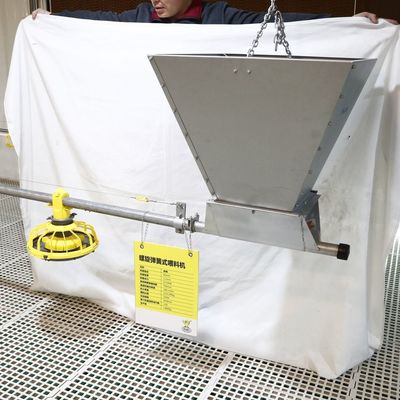 Linia paszowa dla drobiu z tworzyw sztucznych 1 rok gwarancji