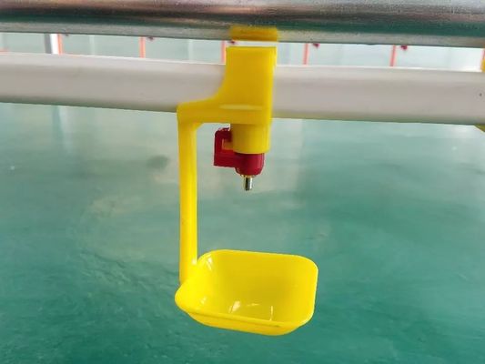0,031 kg / szt. System poidła do sutków z kurczaka Łatwe czyszczenie